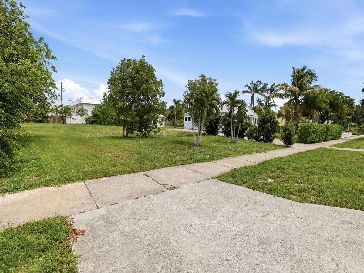 MLS #B26066113 image #0