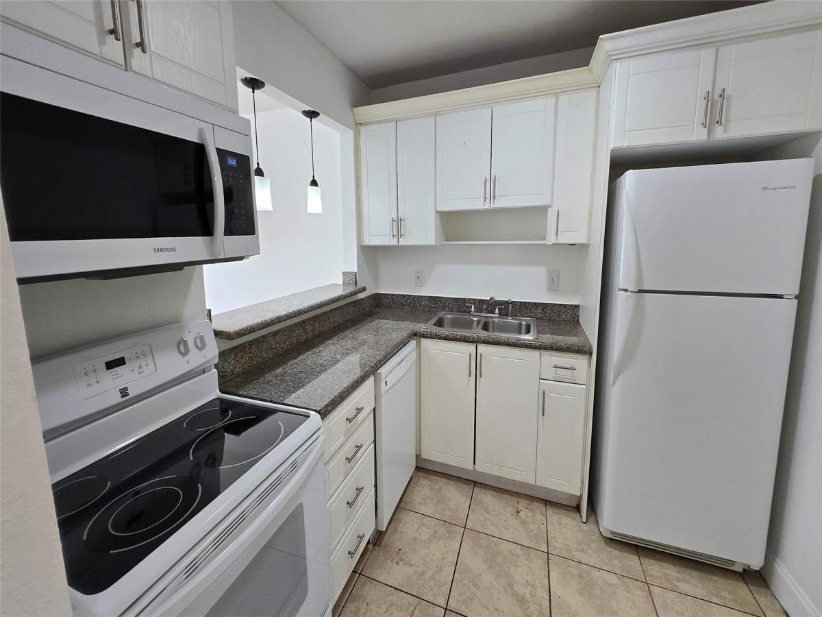 MLS #B26070710 image #0