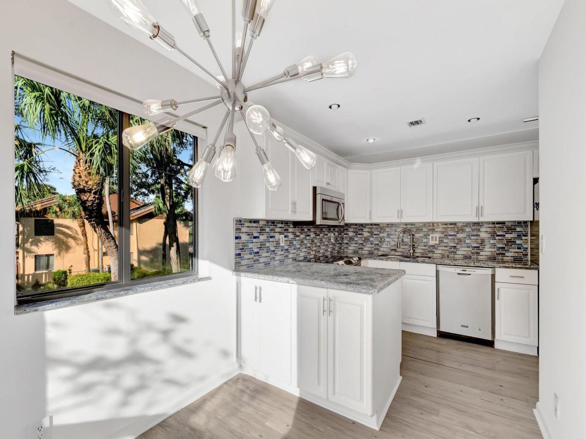 MLS #F10488140 image #0