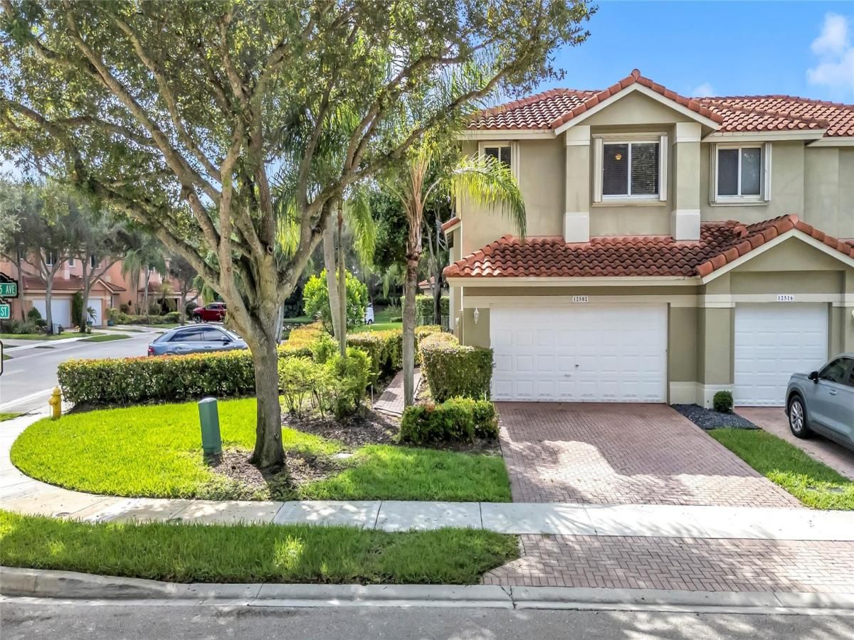 MLS #F10500908 image #0