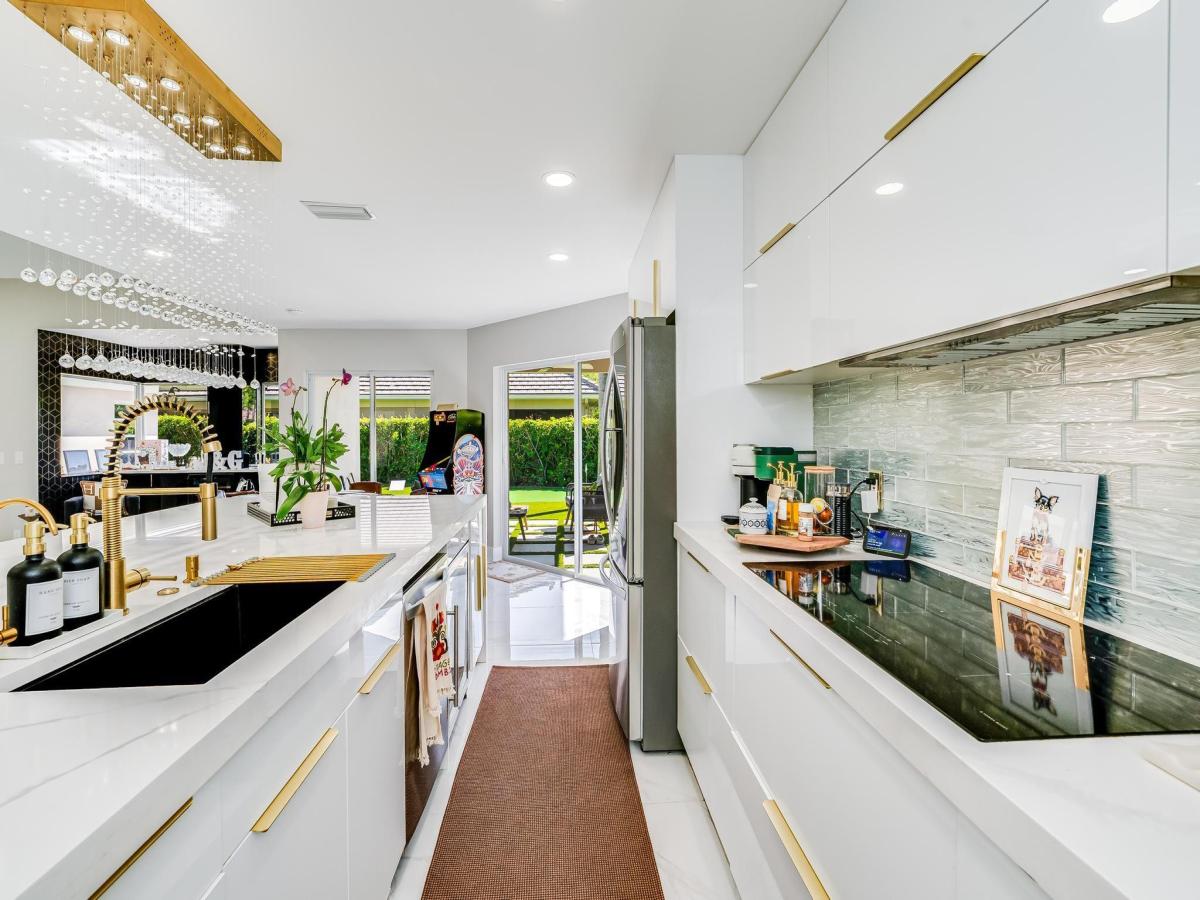 MLS #F10517261 image #0