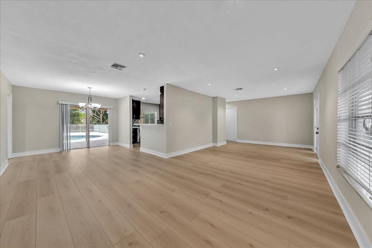 MLS #F10518945 image #0