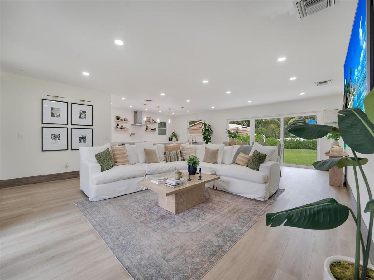 MLS #F10519355 image #0