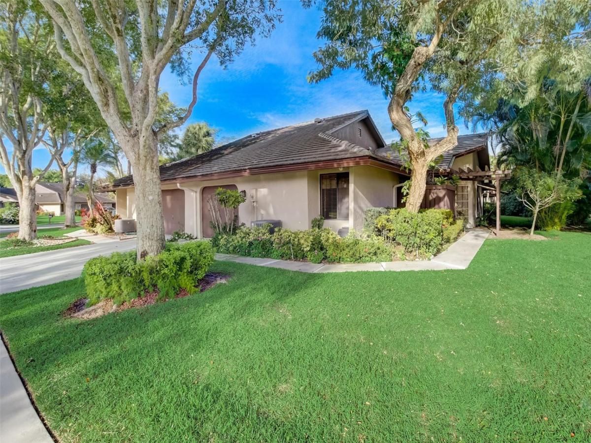 MLS #F10525031 image #0