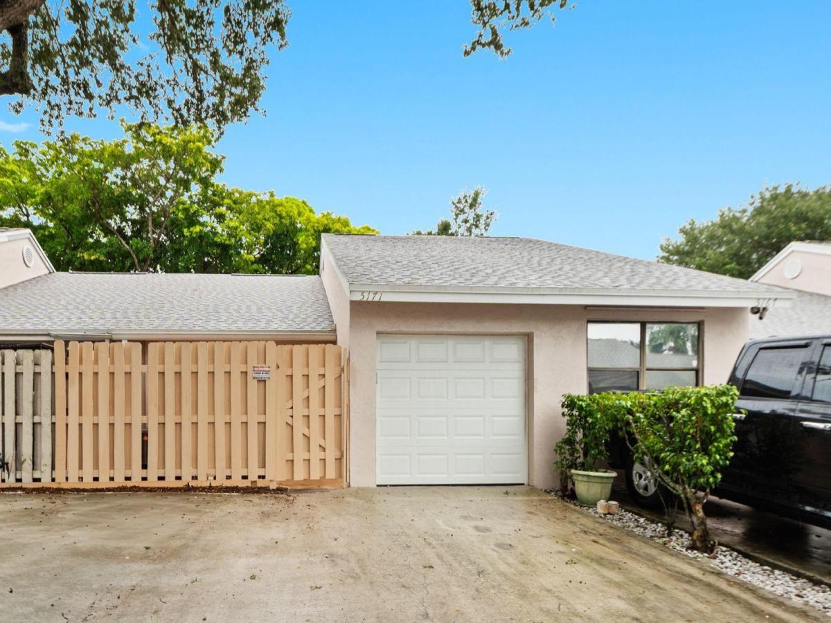 MLS #F10526525 image #0