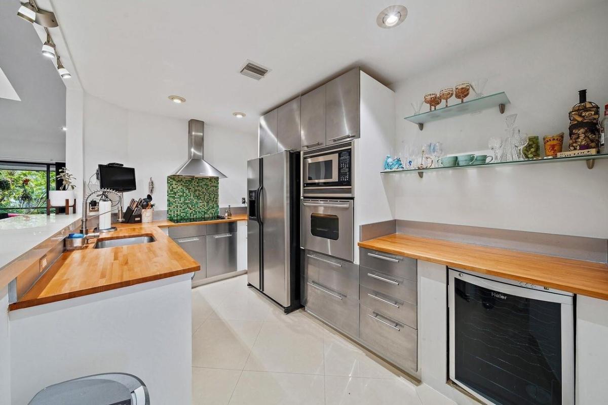 MLS #F10528624 image #0