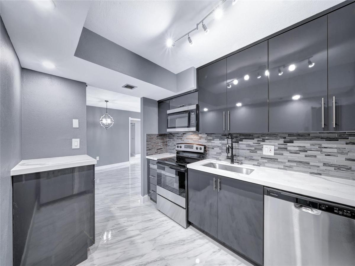 MLS #F10532103 image #0