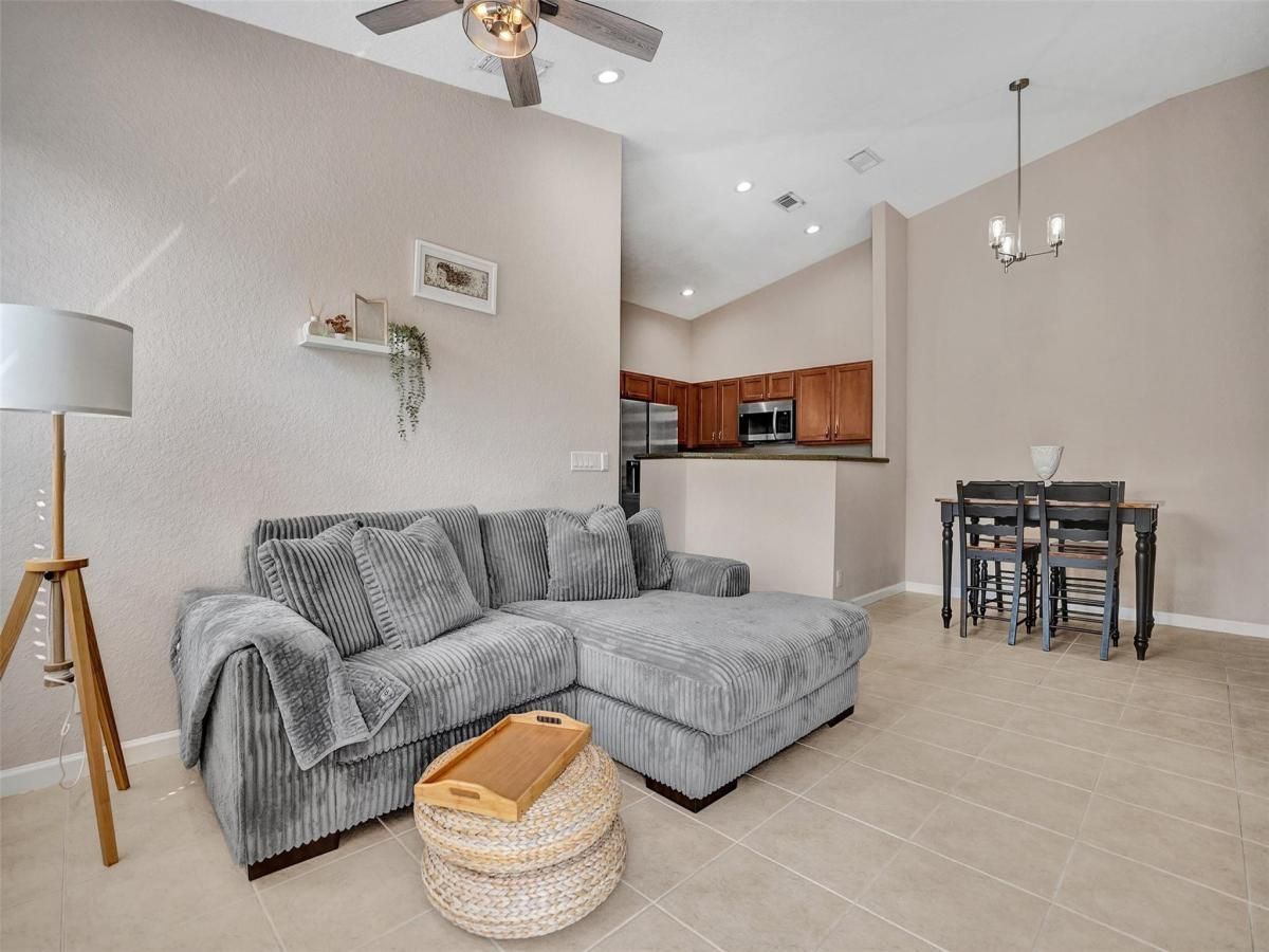 MLS #F10532891 image #0