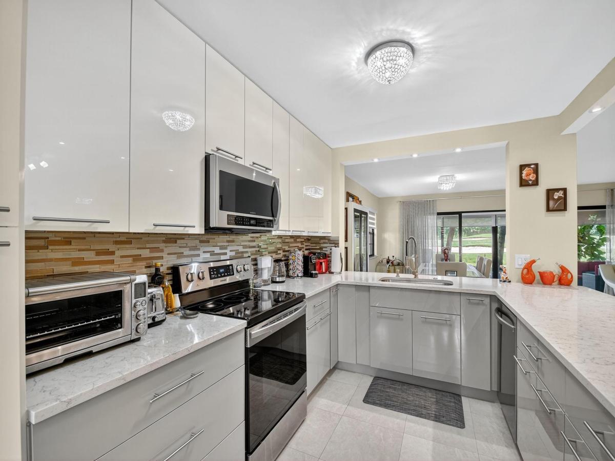 MLS #F10535975 image #0