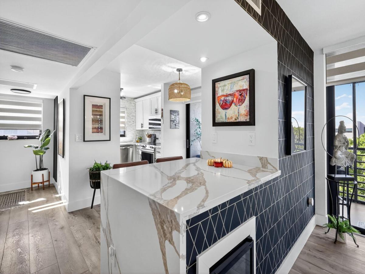 MLS #F10537084 image #0