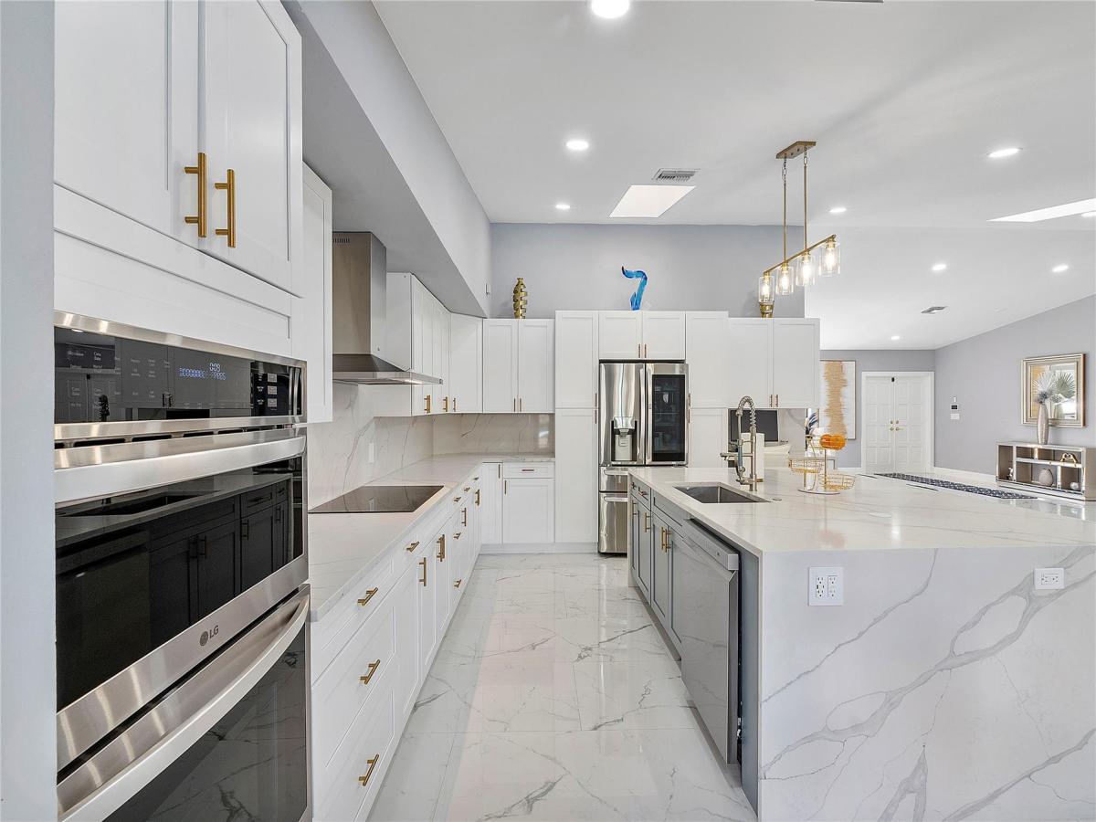 MLS #F10543100 image #0