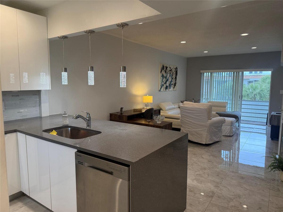 MLS #F10548500 image #0