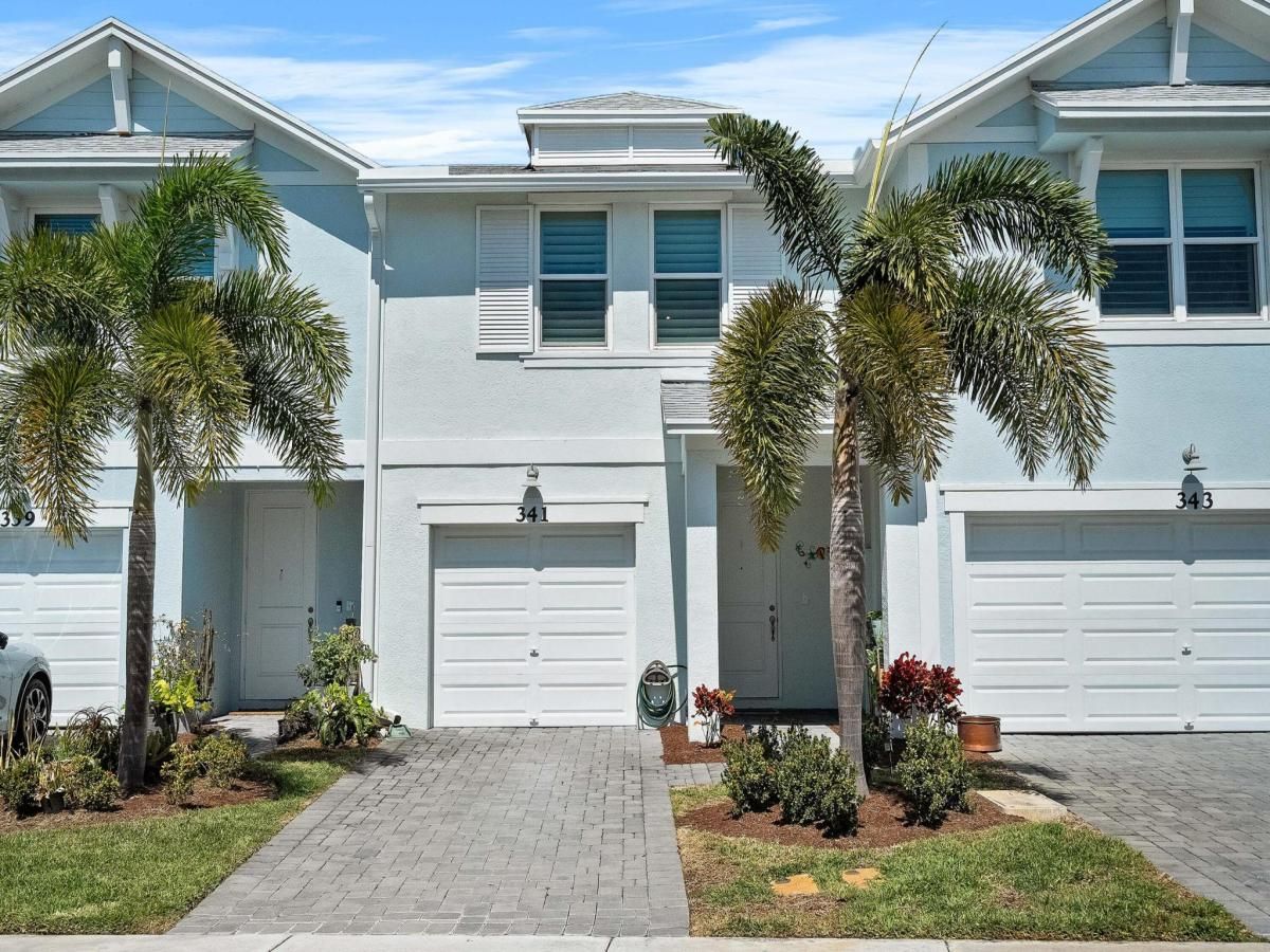 MLS #R11069070 image #0