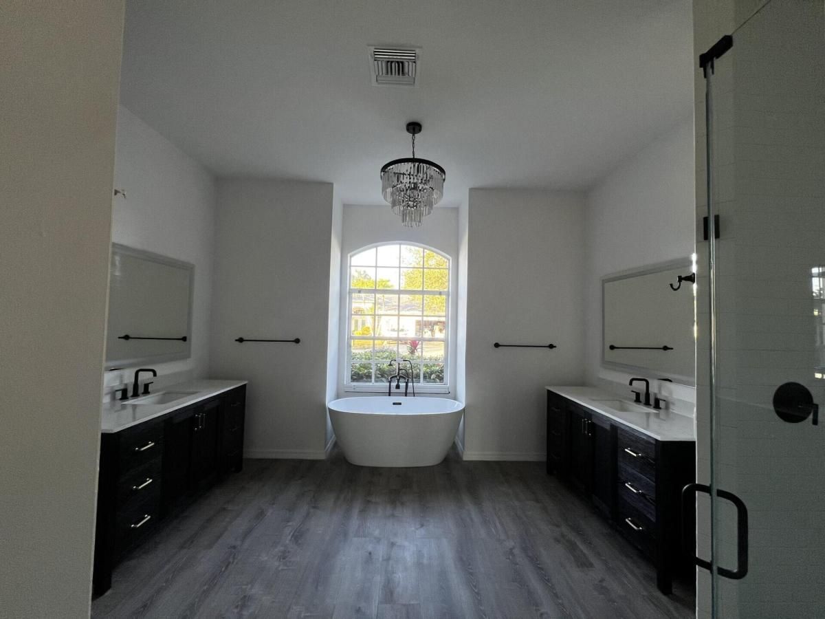 MLS #R11074099 image #0