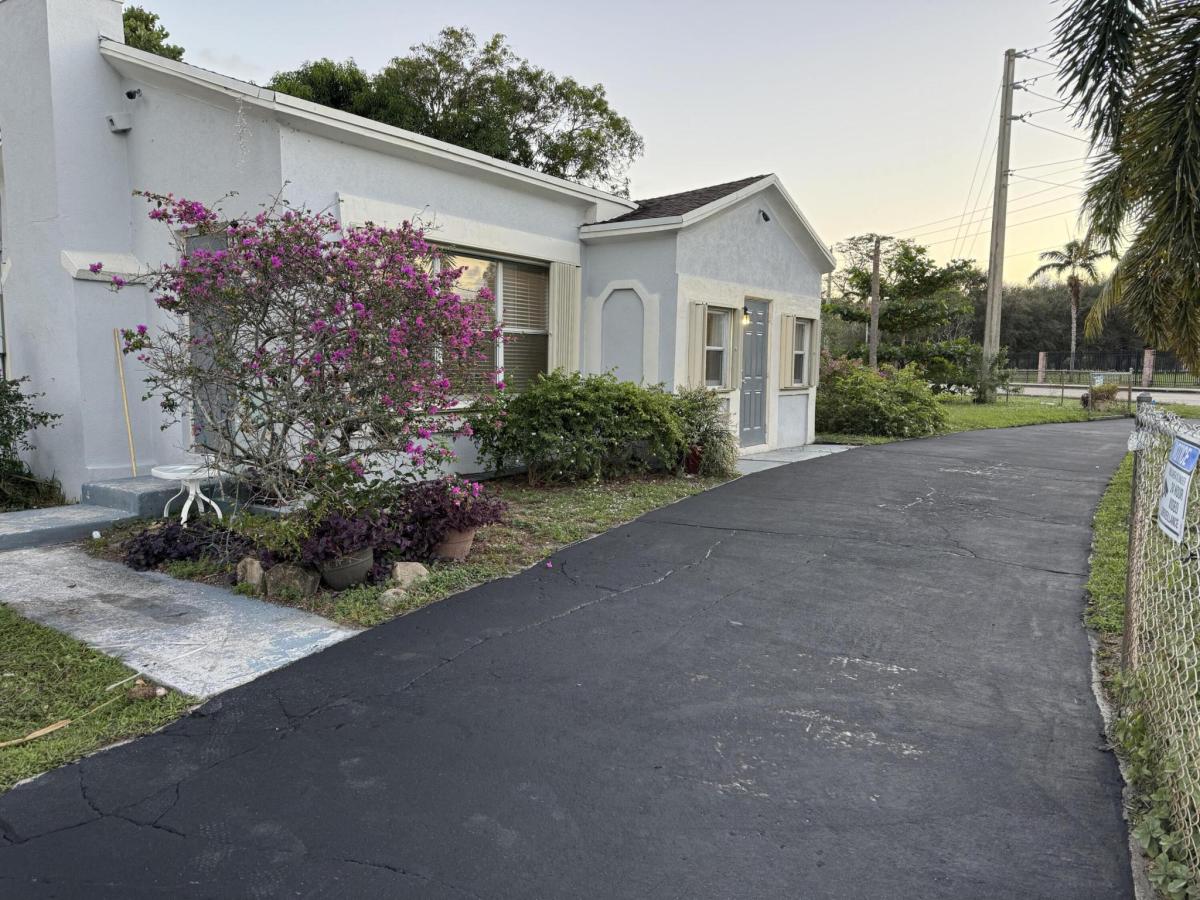 MLS #R11075064 image #0