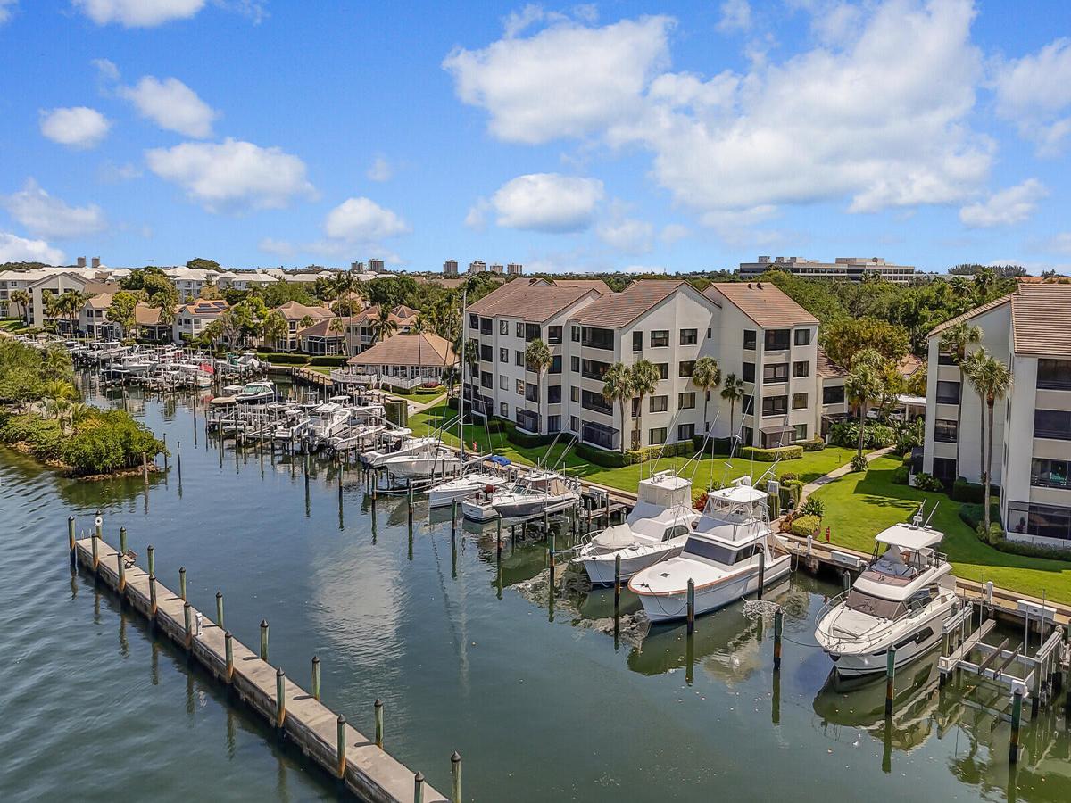 MLS #R11082333 image #0