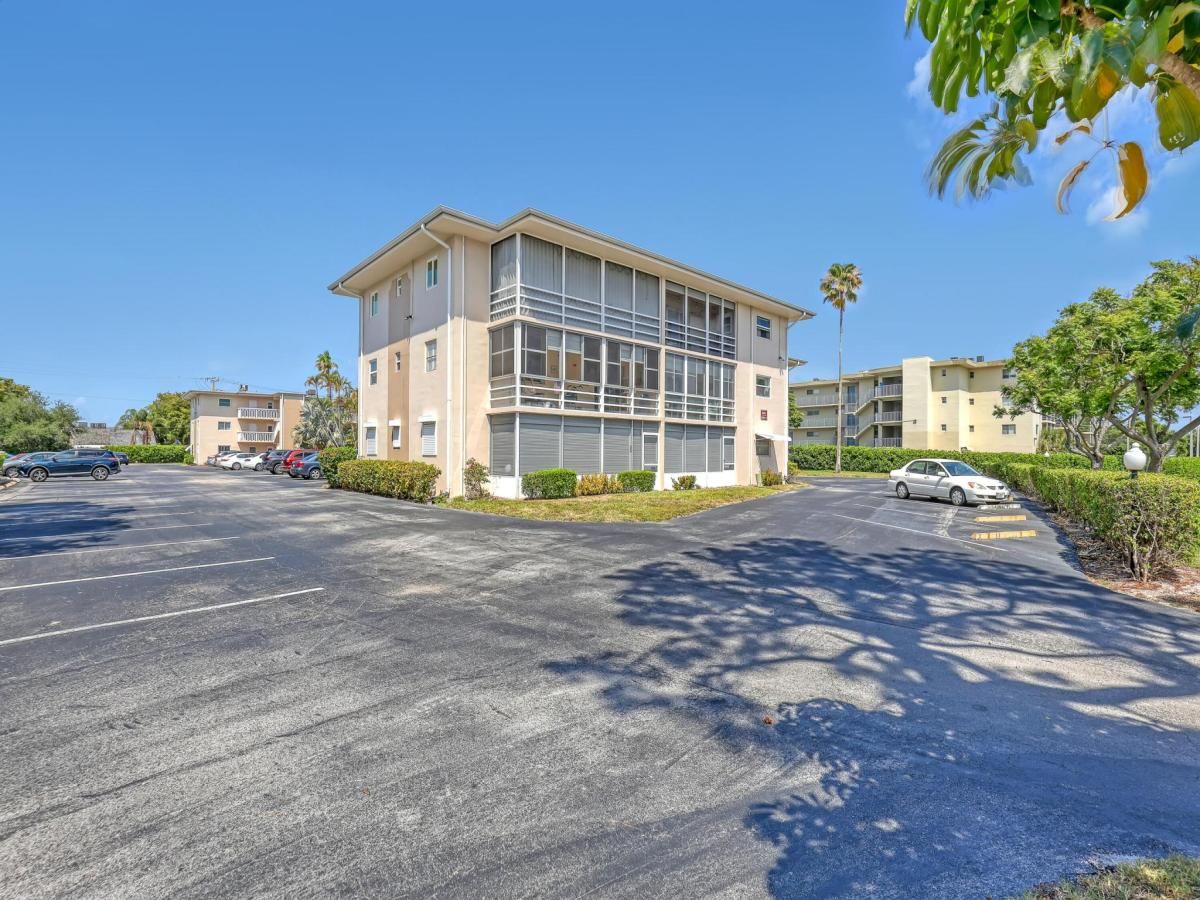 MLS #R11084491 image #0