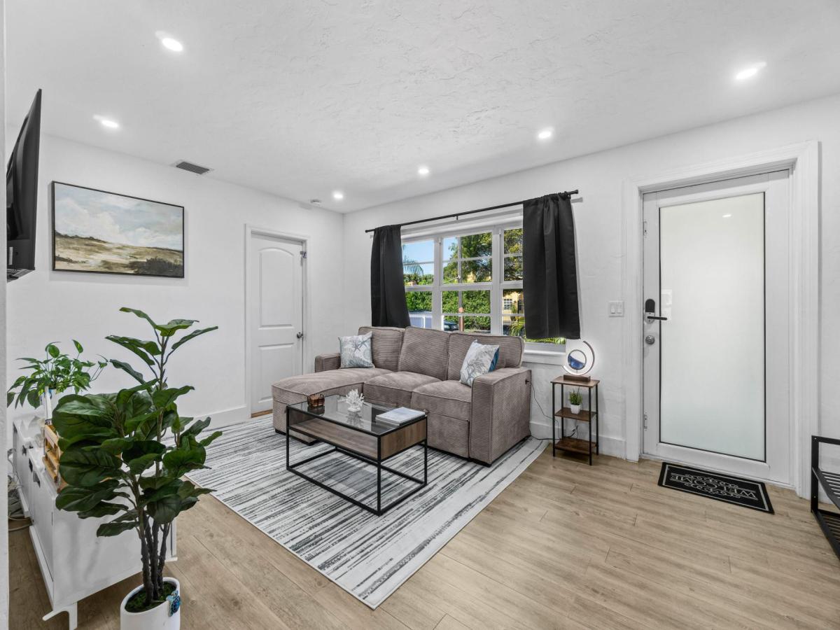 MLS #R11093016 image #0