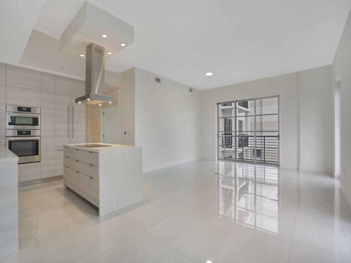 MLS #R11095699 image #0