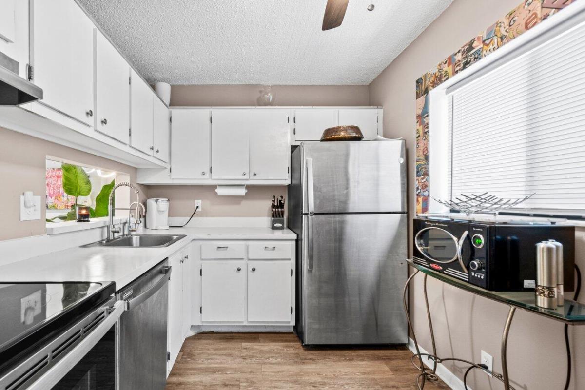 MLS #R11096479 image #0