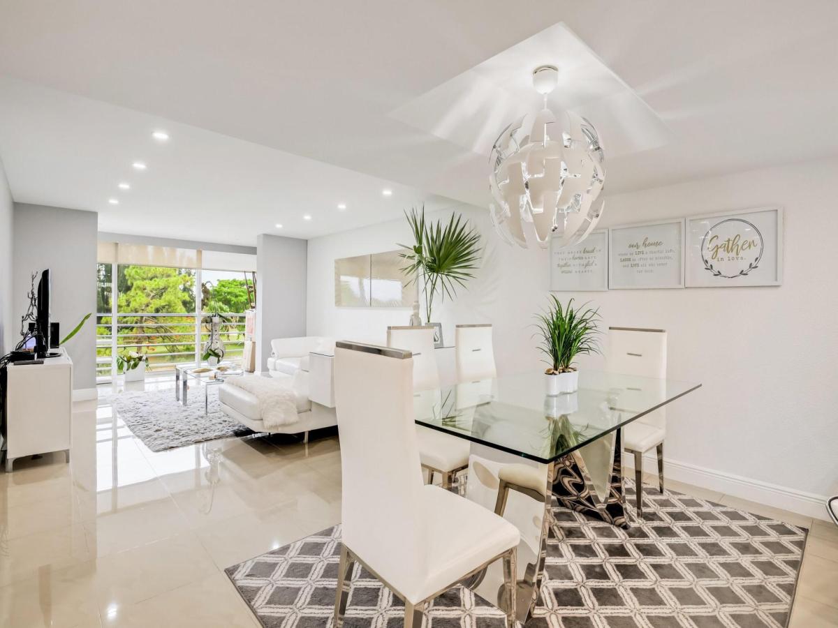 MLS #R11098139 image #0