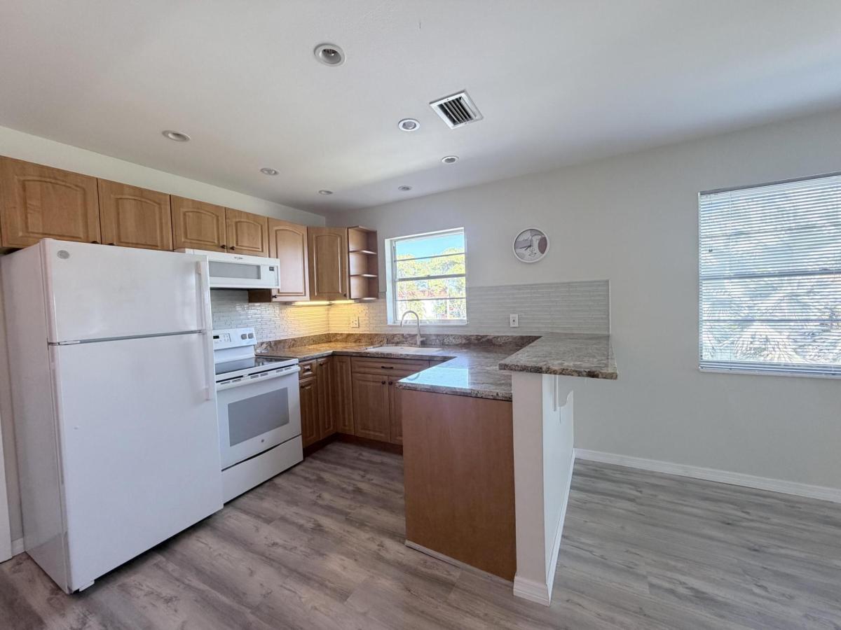 MLS #R11100296 image #0