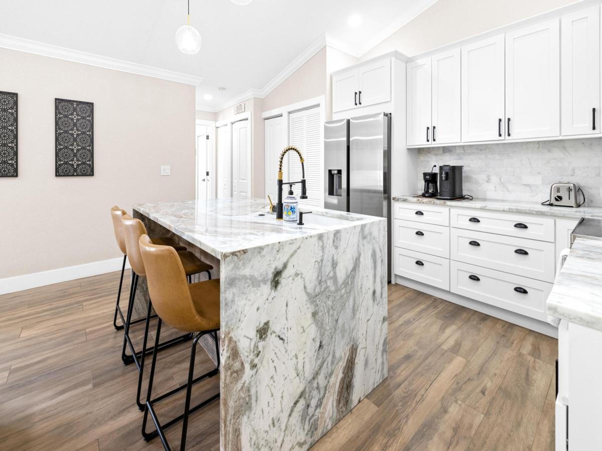 MLS #R11104322 image #0