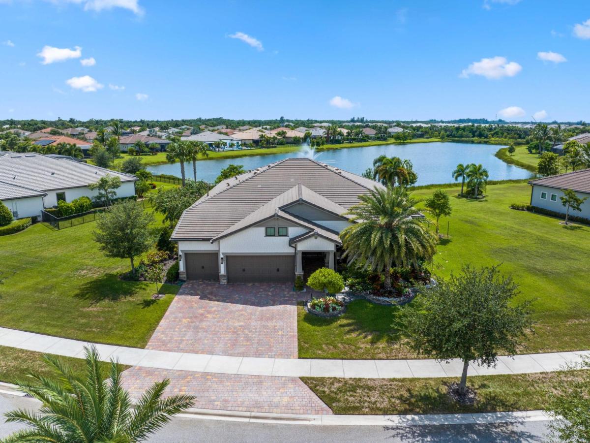 MLS #R11116295 image #0