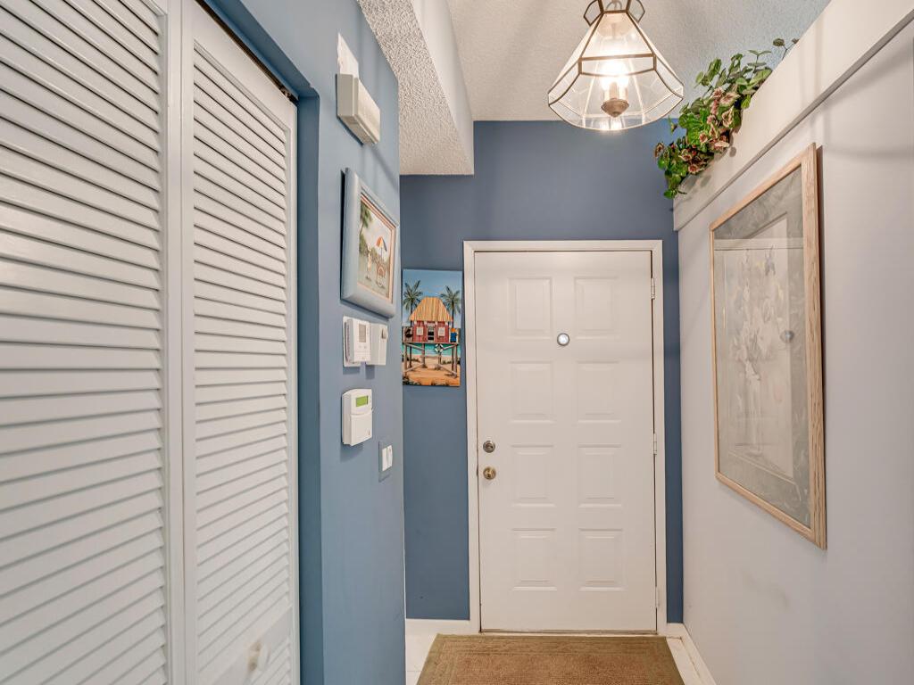 MLS #R11116407 image #0