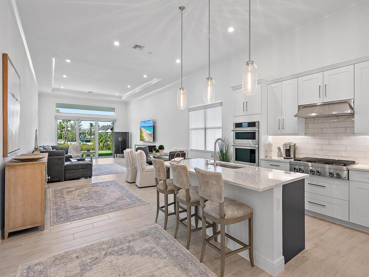 MLS #R11117454 image #0