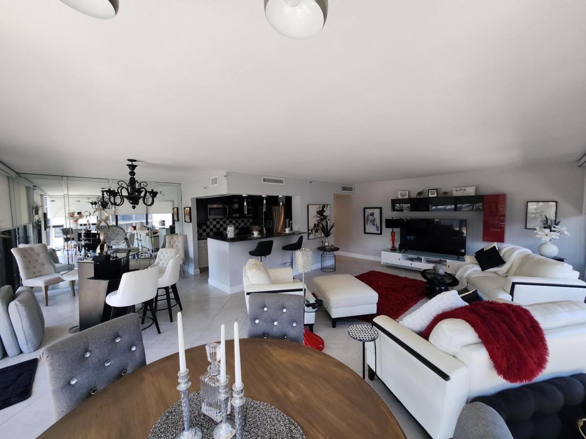 MLS #R11119957 image #0