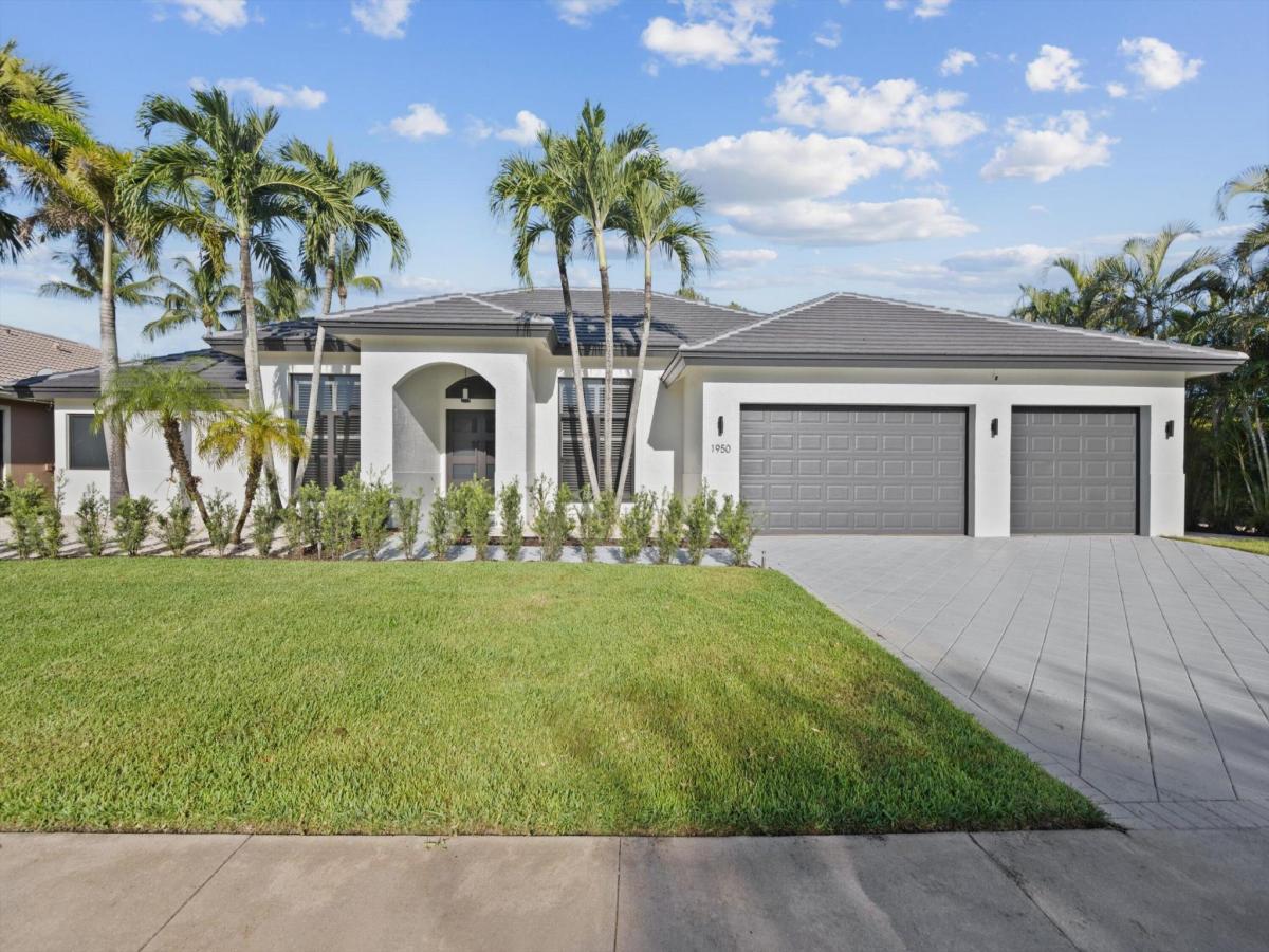 MLS #R11120085 image #0