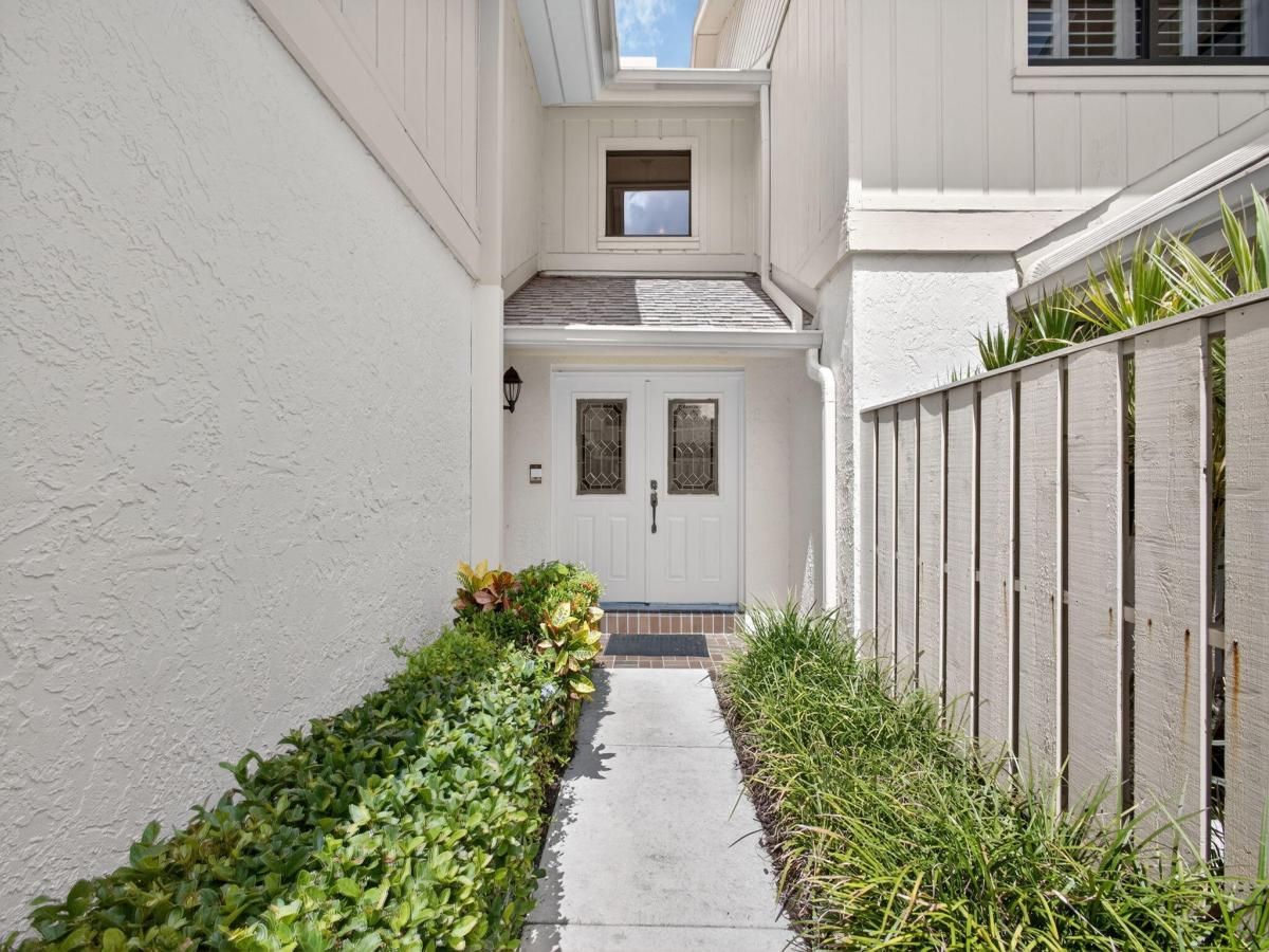 MLS #R11120251 image #0