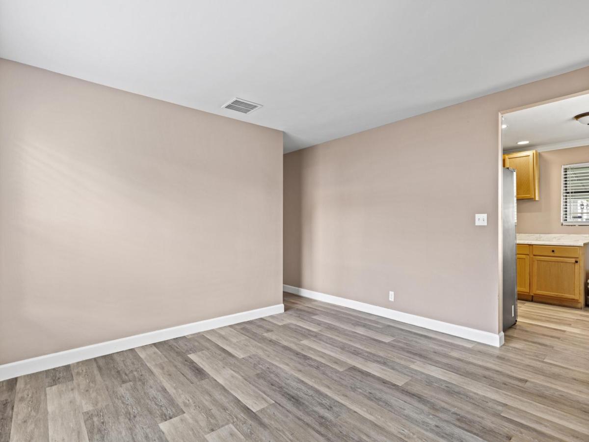 MLS #R11120826 image #0