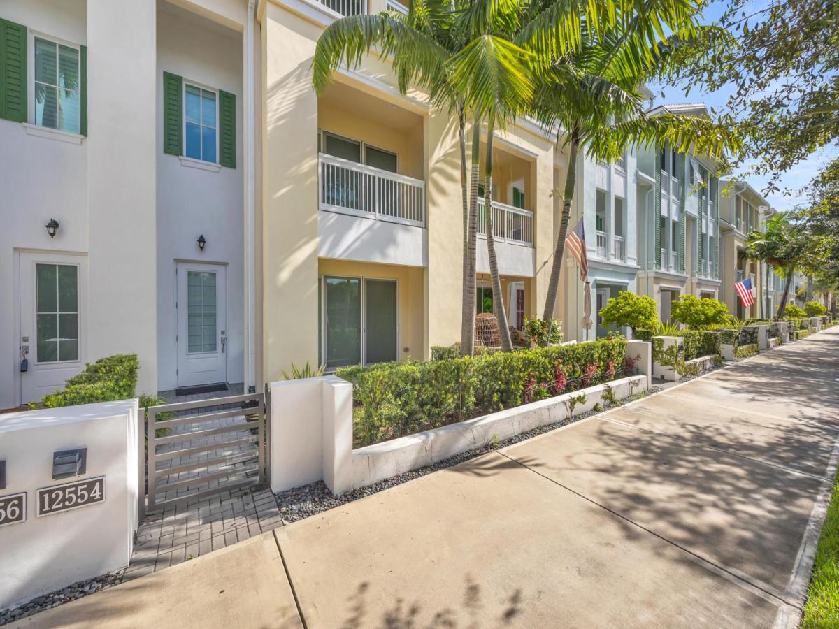 MLS #R11123833 image #0