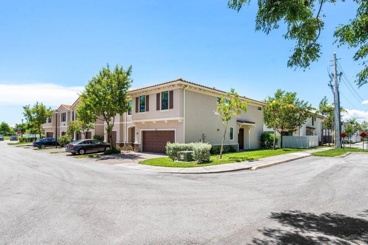 MLS #R11126977 image #0