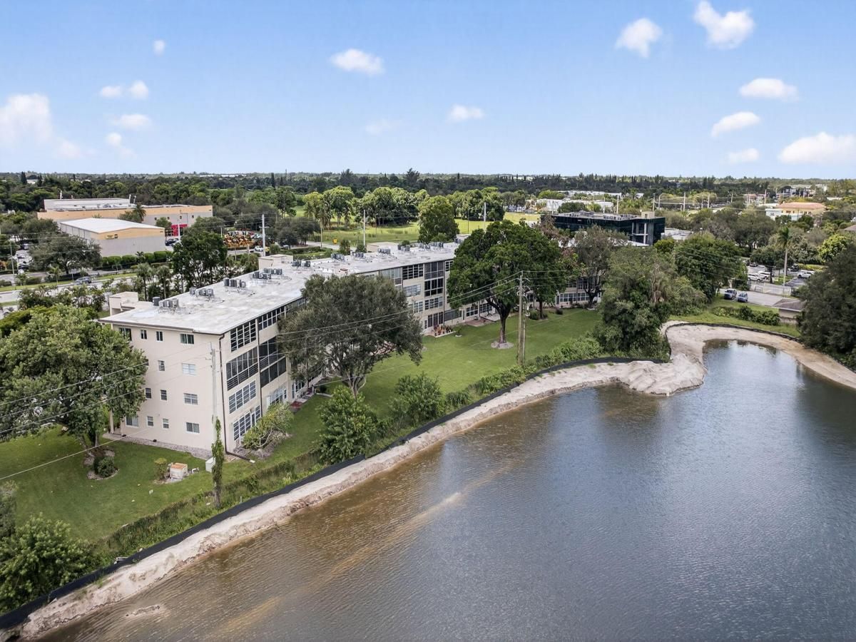 MLS #R11129866 image #0