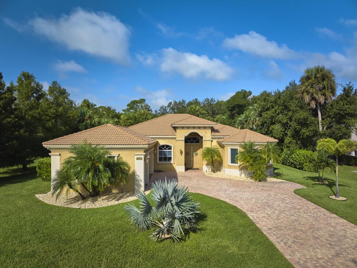 MLS #R11130537 image #0