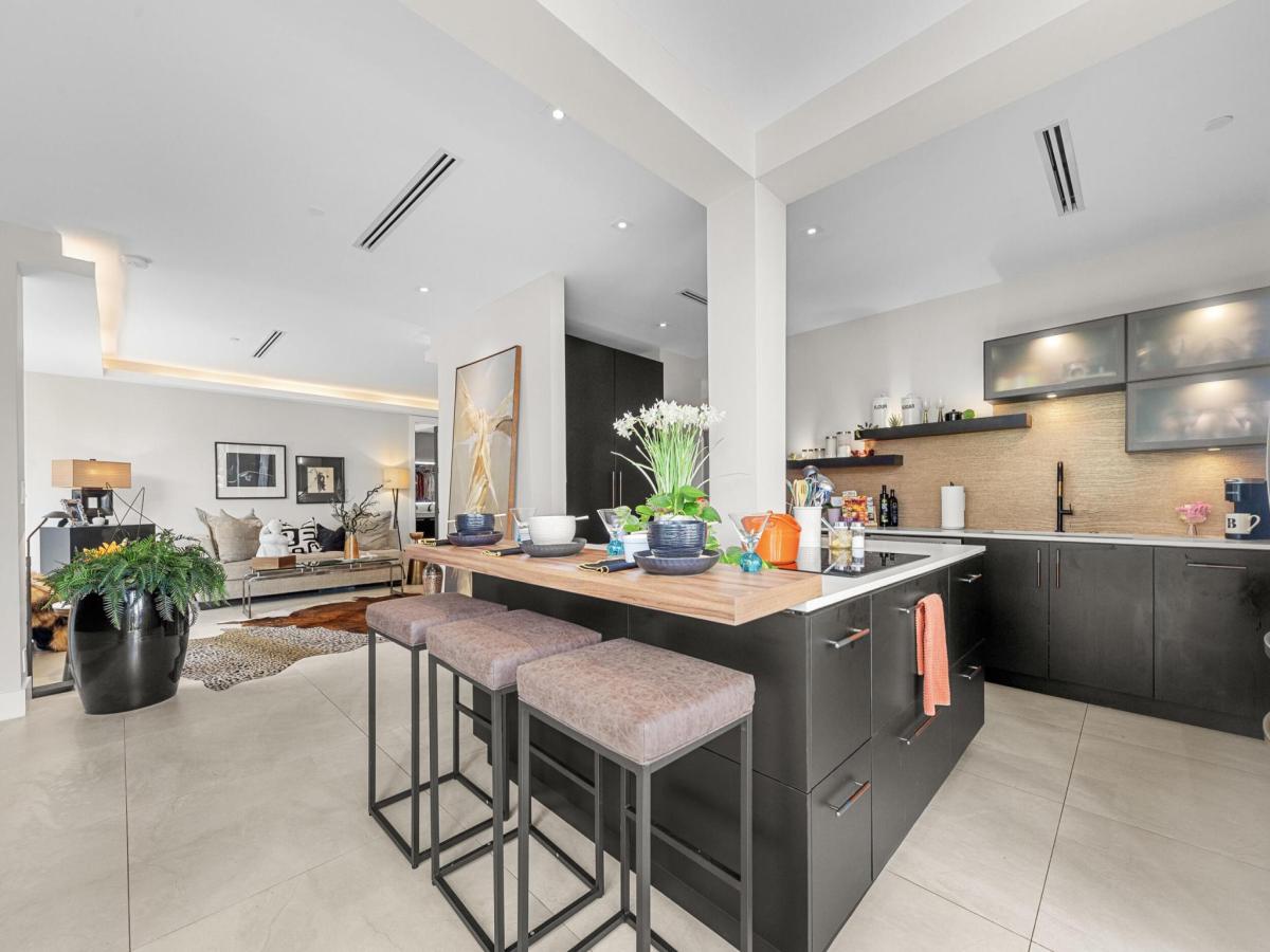 MLS #R11130551 image #0