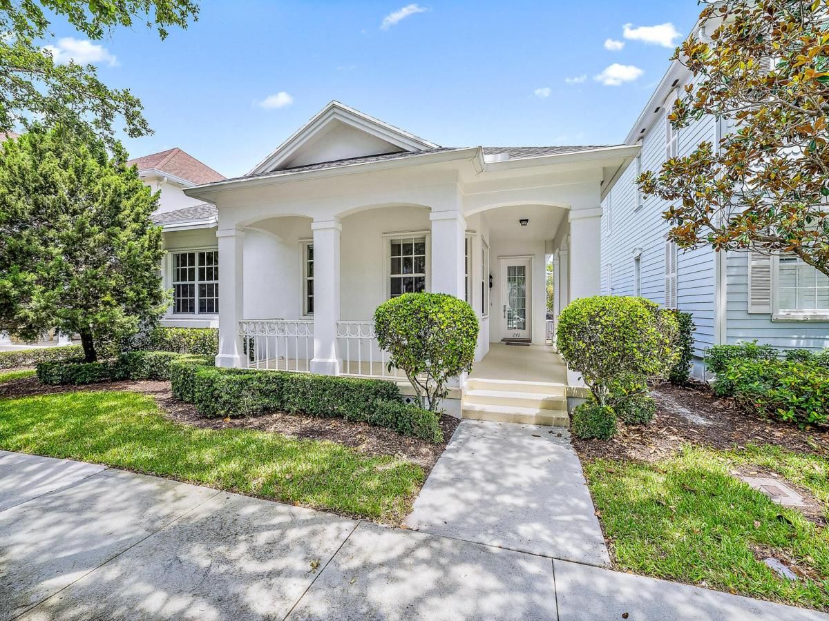 MLS #R11130634 image #0