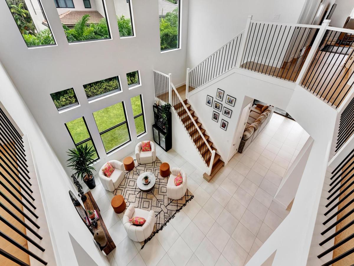 MLS #R11131089 image #0