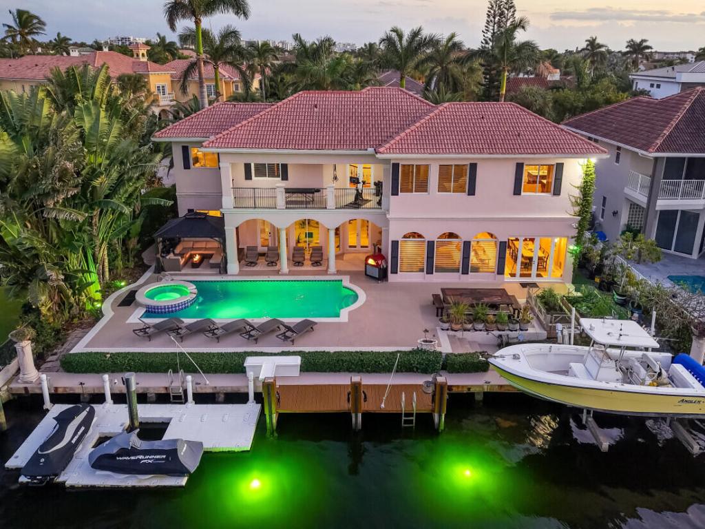 MLS #R11133086 image #0