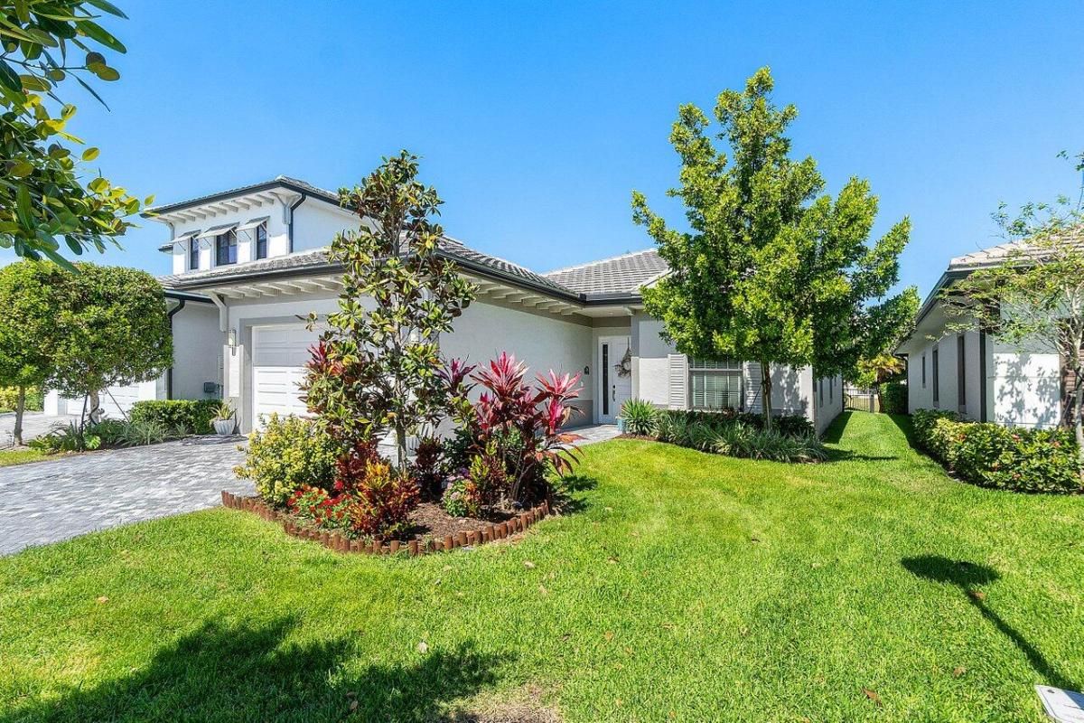 MLS #R11133826 image #0