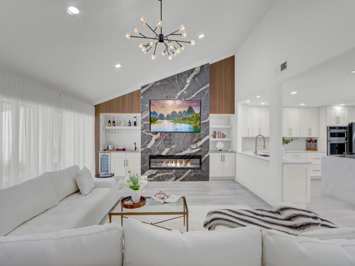 MLS #R11135499 image #0