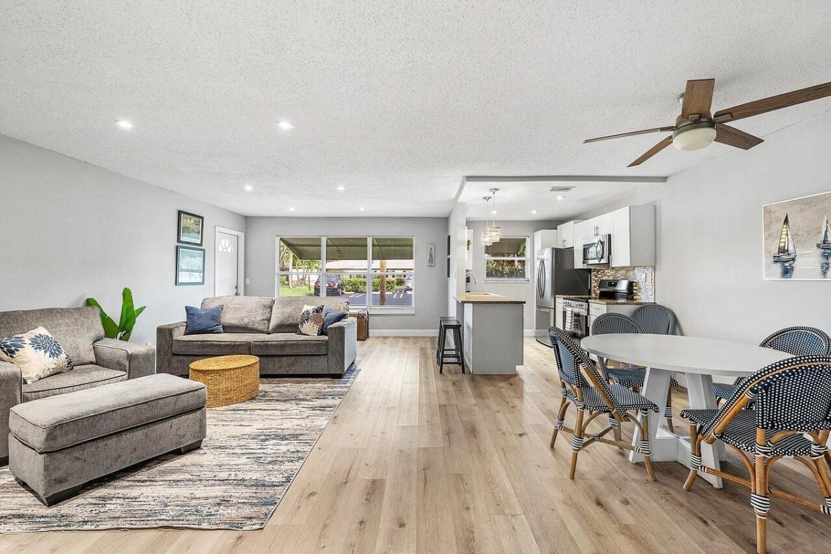 MLS #R11136275 image #0