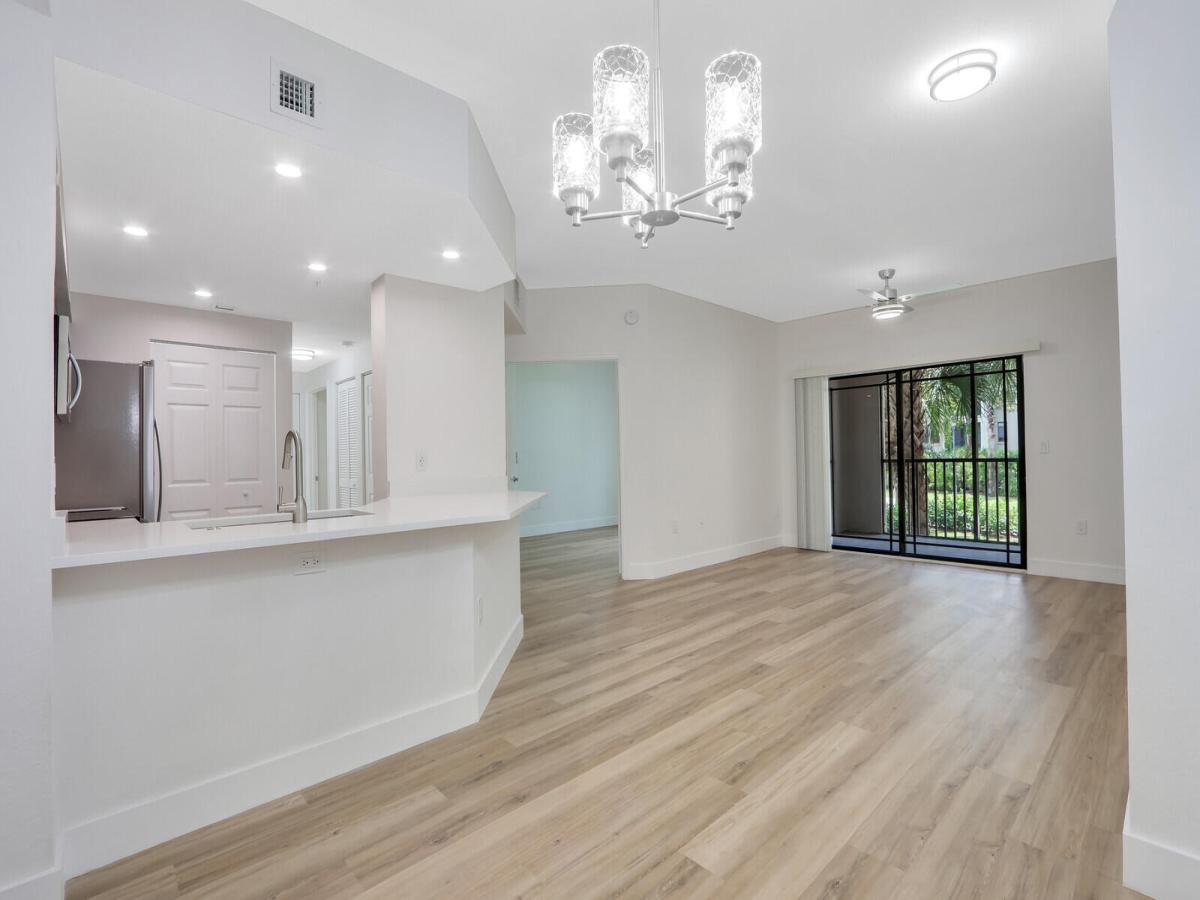 MLS #R11136727 image #0