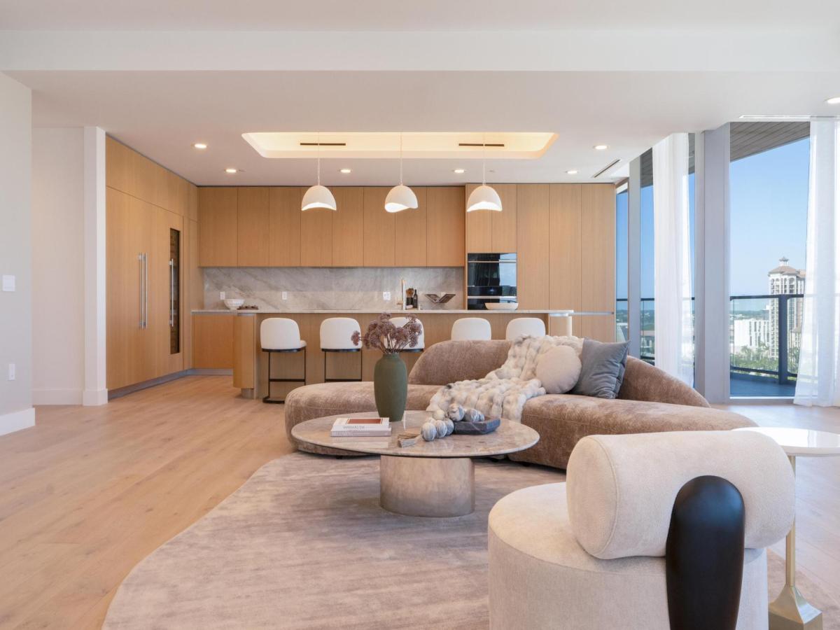 MLS #R11136819 image #0