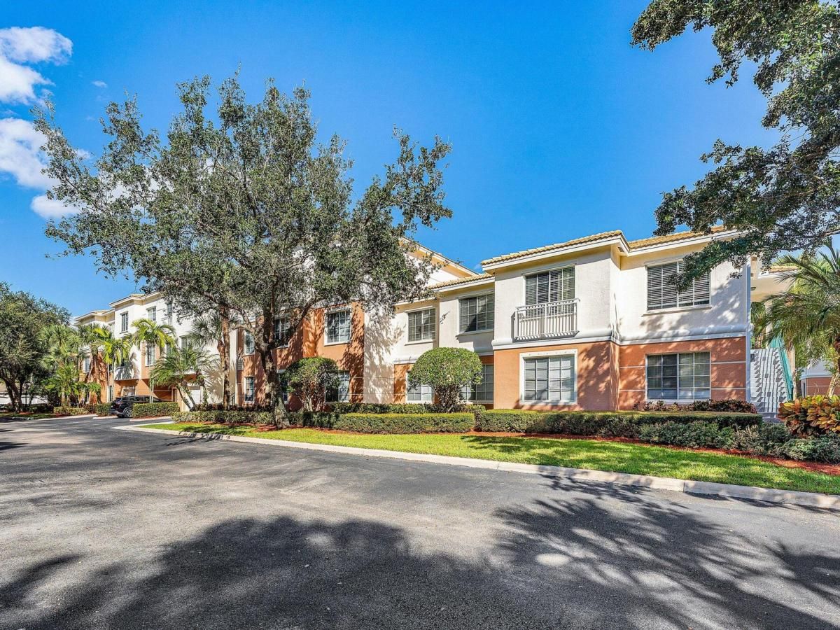 MLS #R11136977 image #0