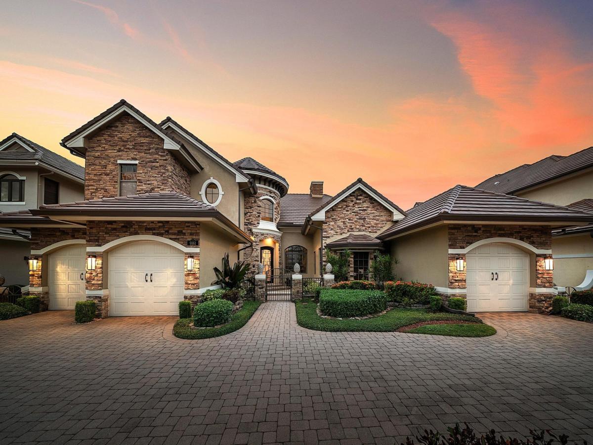 MLS #R11137147 image #0