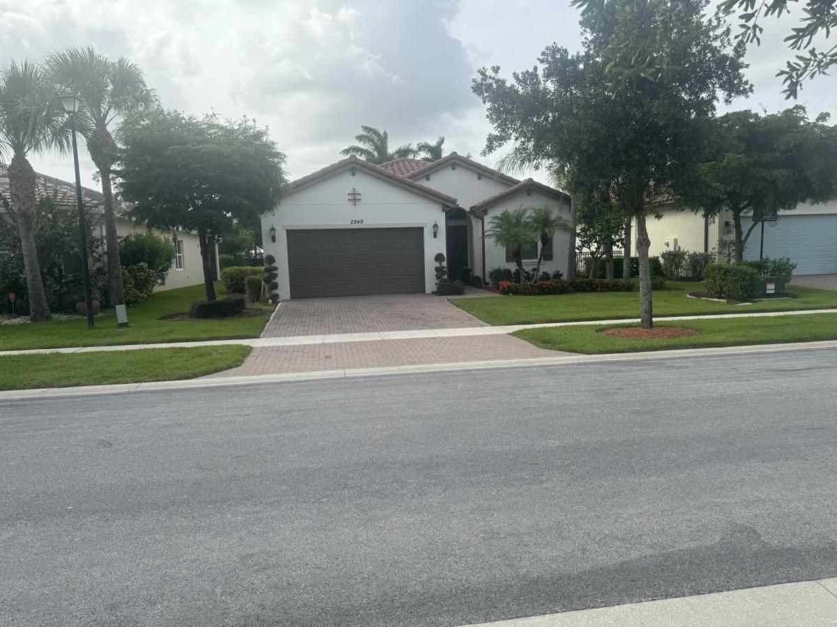 MLS #R11138083 image #0
